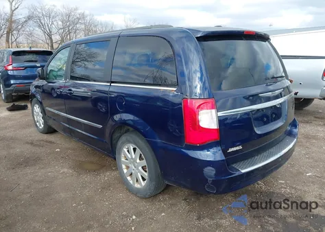 2013 Chrysler Town & Country Touring z USA, uszkodzony, nr VIN 2C4RC1BG5DR781446